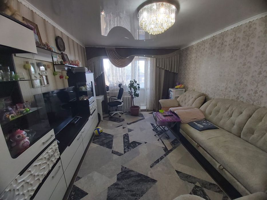 Продам 3 комн квартиру район Достык Молла