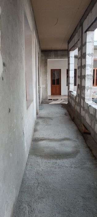 Уй сотилади 3 сотих 4 хона 22 мр калидор