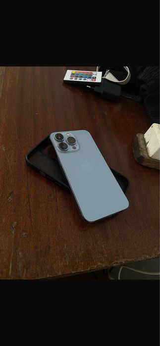 Продам Айфон 13 Про