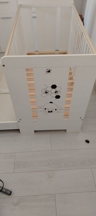 Pătuț in stare foarte bună