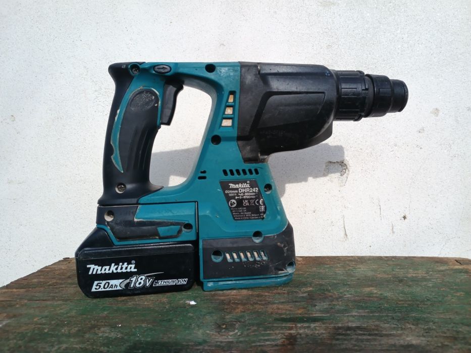 Rotopercutor Makita dhr242 cu baterie 5 amperi