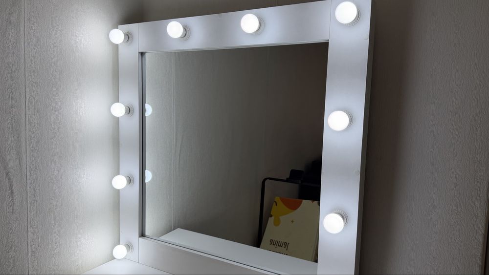 Туалетный столик