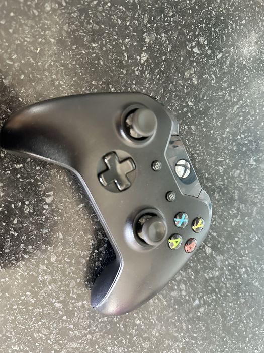 XBOX ONE с играми и Подпиской Game pass Ultimate