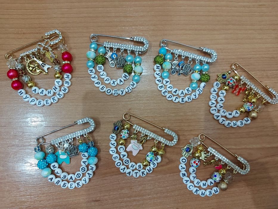 Именные булавки для детей