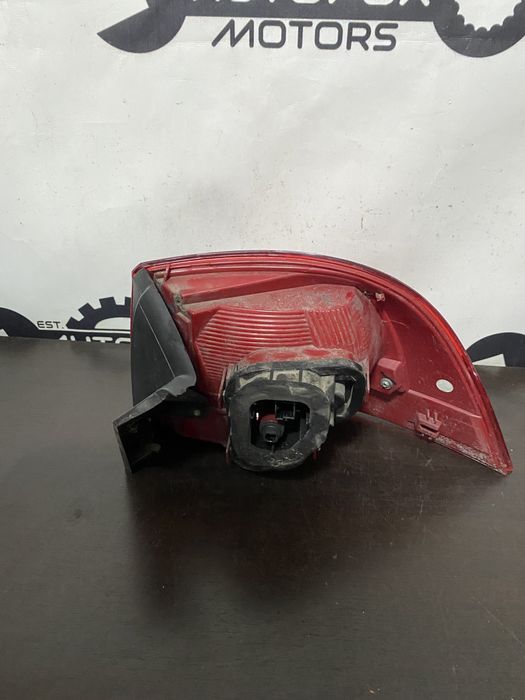 Stop stanga Vw Touareg 7P