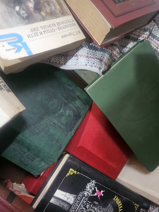 Книги разные. Отдам двром