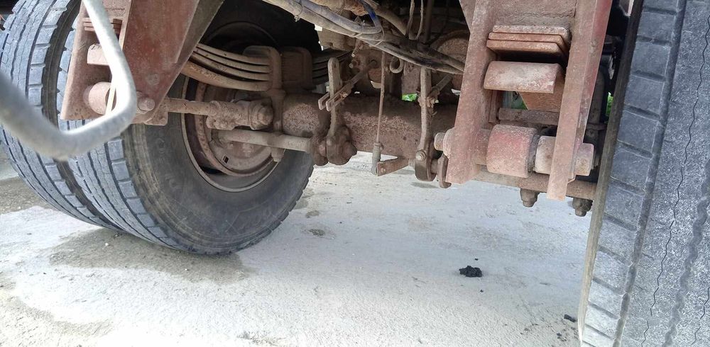 Remorca agricolă basculabila pe arcuri