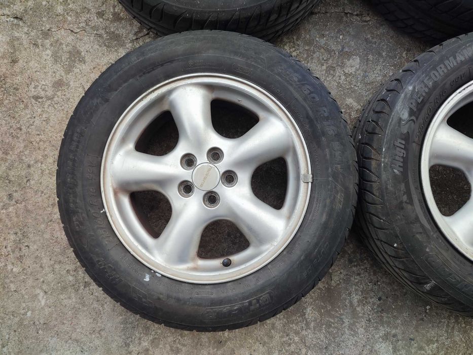 4 бр. 16" лети джанти Subaru с летни гуми 215/60/16 Tigar