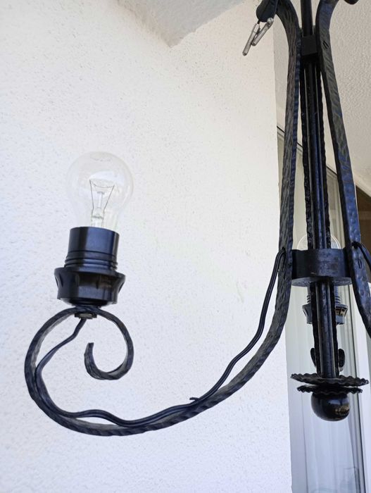 Стари полюлеи от ковано желязо 2 бр.