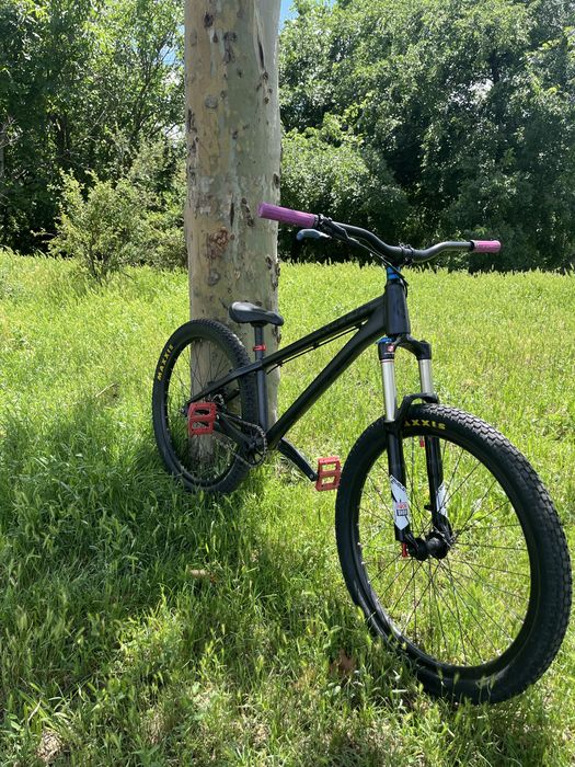 Bicicleta kellys whip 30 aproape noua