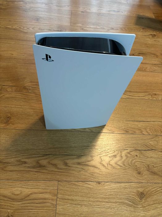 Consolă PlayStation 5 cu Disk – PS5