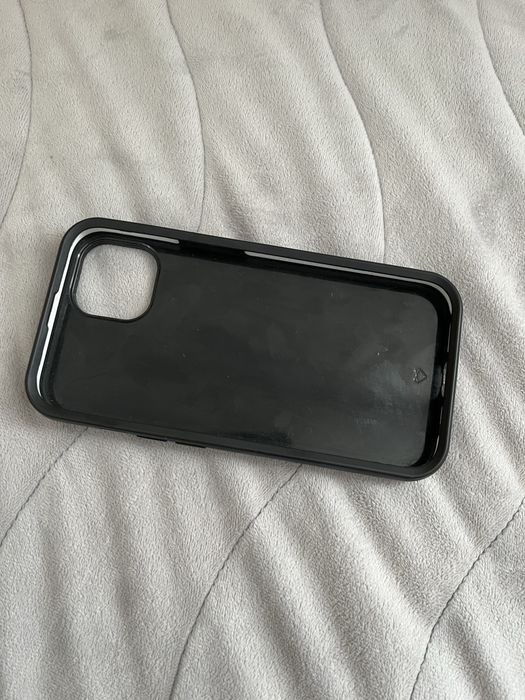 Кейсове за Iphone 13