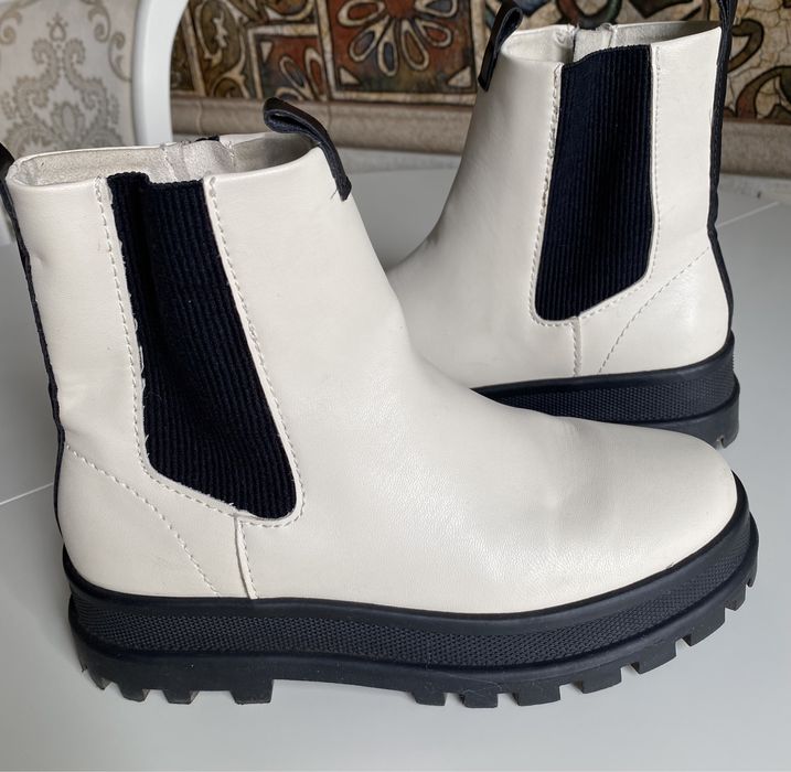 Продам обувь 36 рр