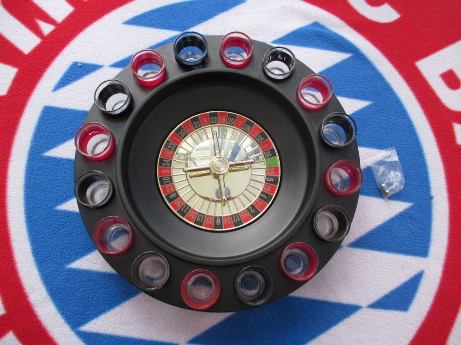Ruleta Party cu pahare -Shot 16 bucati