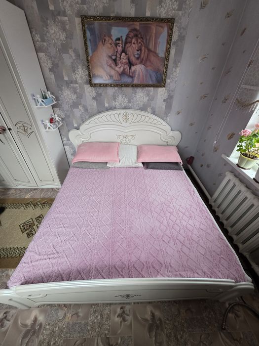 Продам кровать новая