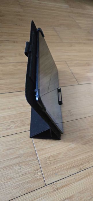 Vand Husa  Universala  pentru tablete android 40 lei