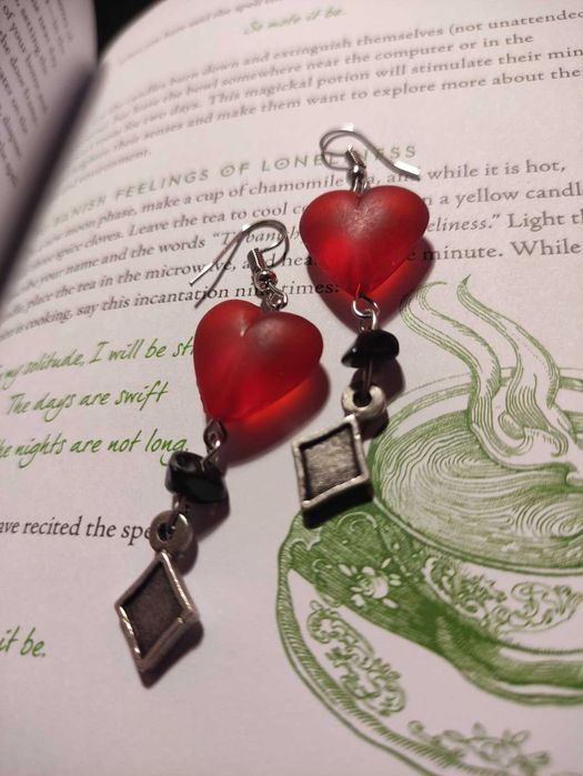 Ръчно изработени обеци от естествени кристали