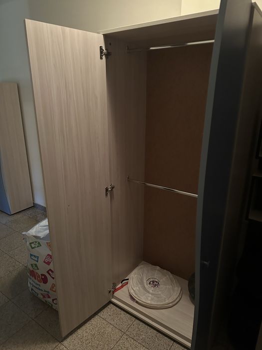 Гардероб за детска  стая