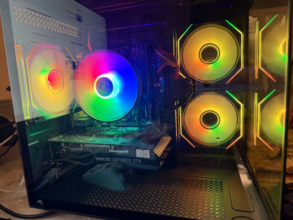 Komplekt kompyuter + wi fi+ yandex alisa