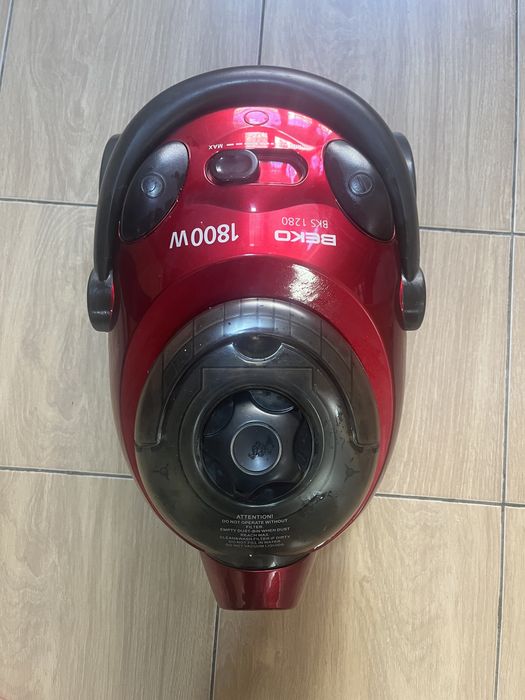 Пылесос BEKO в хорошем состоянии