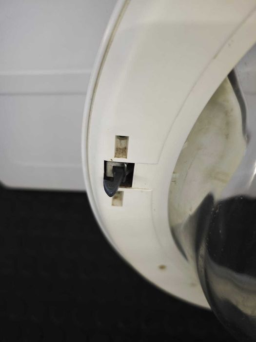 Hublou masina de spalat ultra slim Indesit IWUD4105 / H4