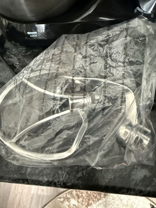 Продам тестомеску новую