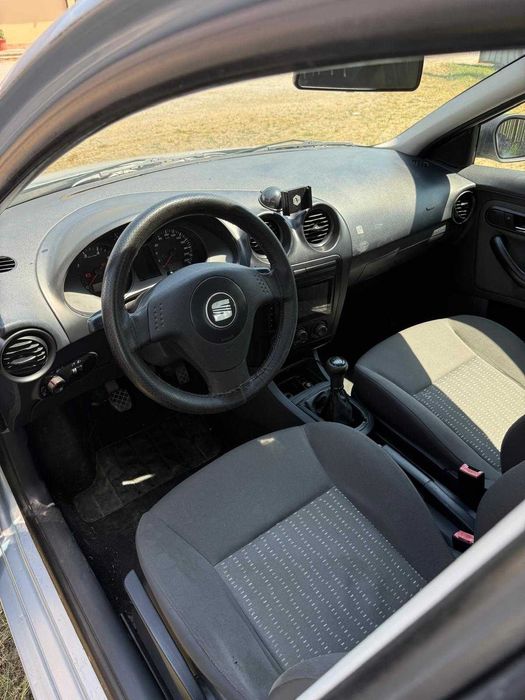 SEAT Cordoba 2004 — imagine 3