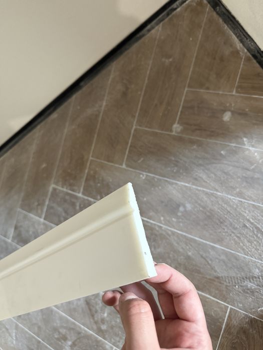 Плинтус под покрас