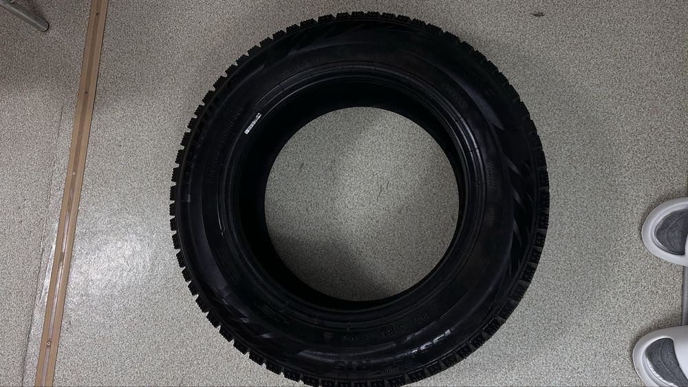 Зимние шипованные баллоны