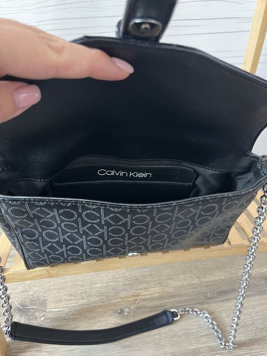 Чанта на CK в много добро състояние.