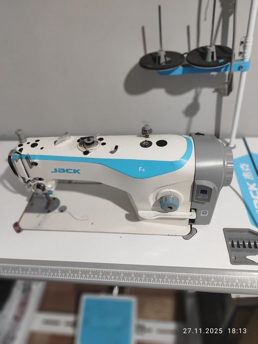 Jak тику мошини сотилади