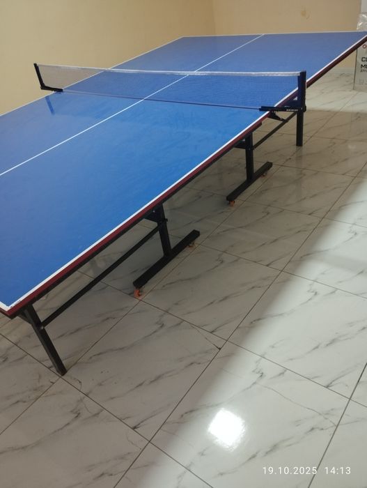 Tennis stol satiladi taza novi paydalanilmagan  Rolikli.  Manzil Nukus