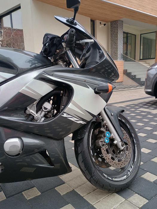 Yamaha YZF 600R Thundercat