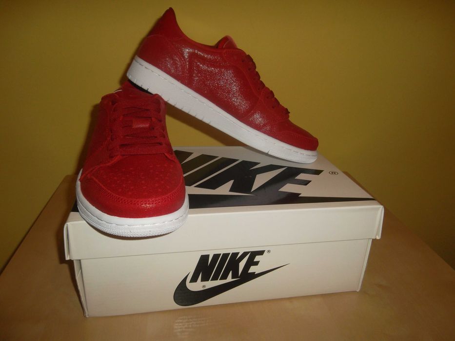 Adidasi Jordan Brand Wmns Air Jordan 1 Retro Low NS 38, 38.5 si 39