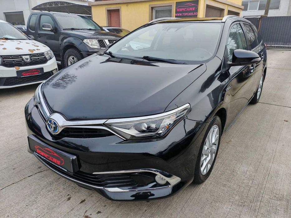 Toyota Auris Toyota Auris 1.8i Hybrid // Vindem in Rate Avans Zero cu Buletinul //