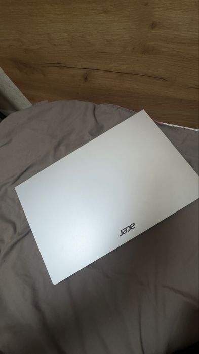 Продается почти новый ноутбук acer aspire aspire 3