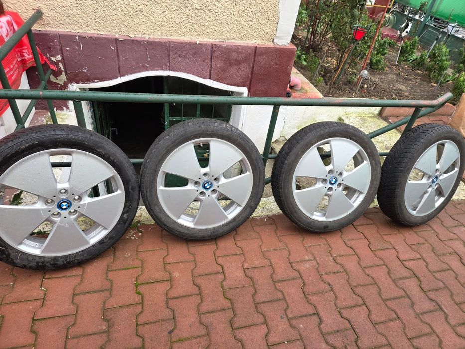 Roti BMV cu anvelope de iarna Brighestone