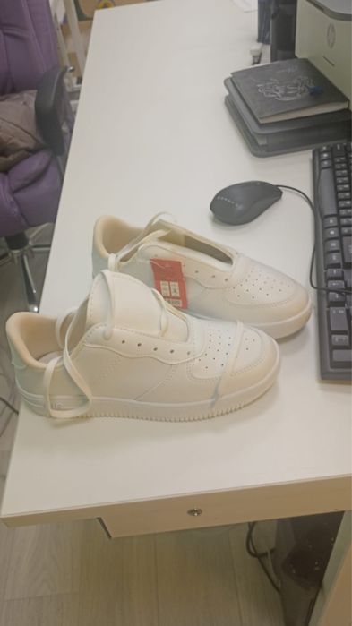 Кеды белые женские