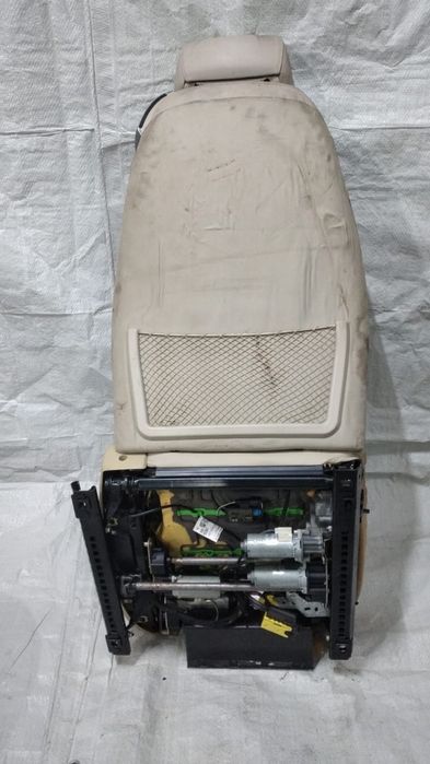 Сиденья передние БМВ Z4.