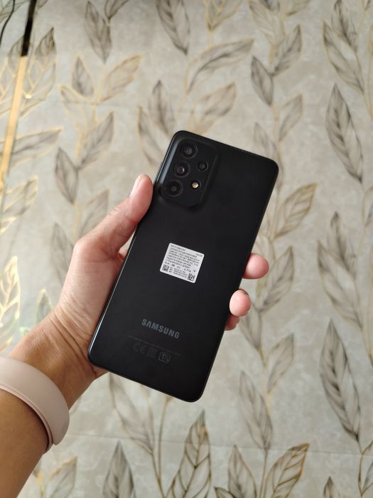 Продаётся телефон