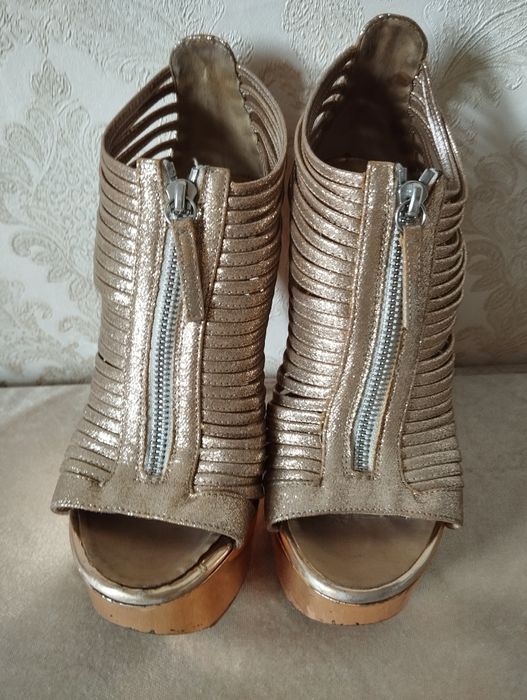 Туфли и Ботильоны  обмен