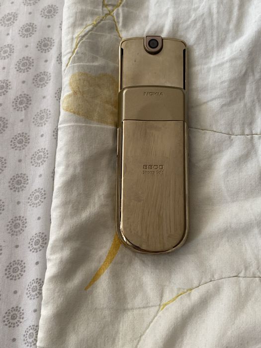 Nokia 8800 sirocco gold