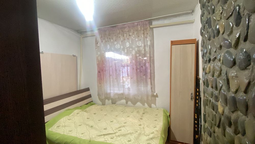 Продам дом красный камень