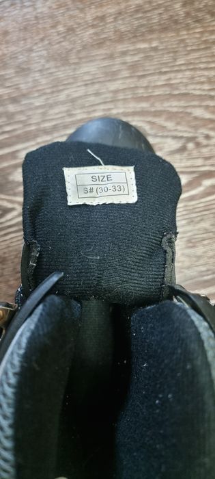 Продам детские коньки