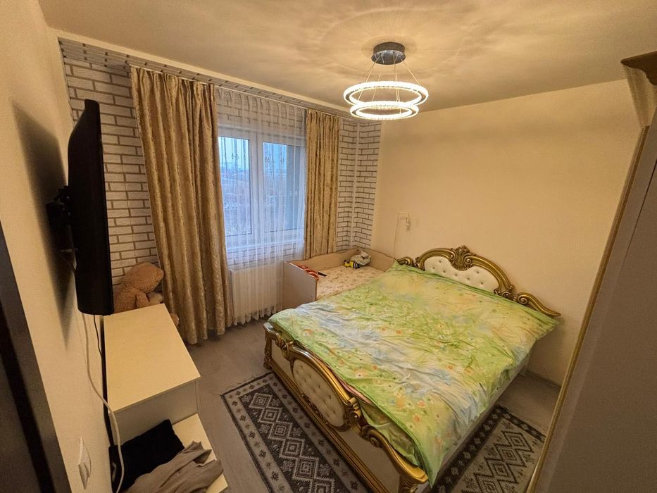 Vând apartament 2 camere