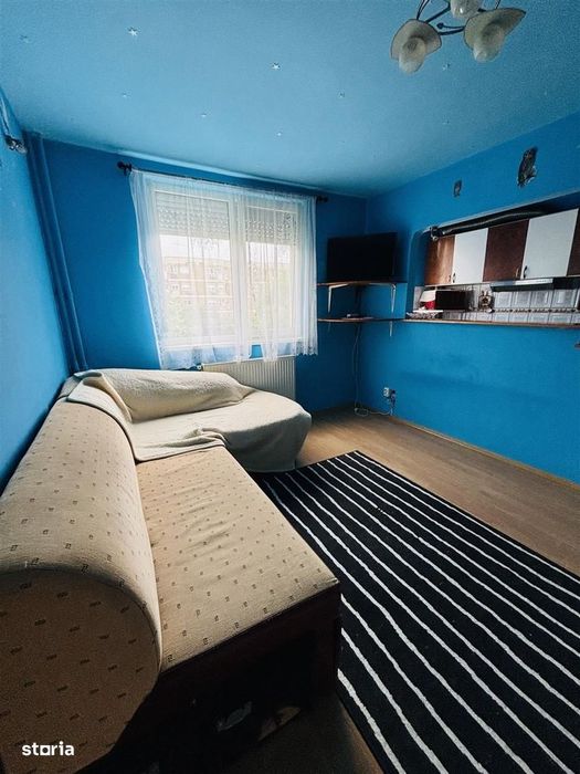 Apartament Cu 2 Camere Semidecomandat Zona Rogerius