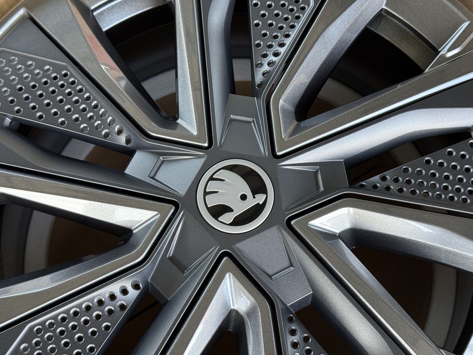 4бр. ЧИСТО НОВИ 17” ОРИГИНАЛНИ Джанти “PROCYON” 5х100 за -SKODA/VW/SEAT/AUDI/Vag- 7.0Jx17H2, ET51