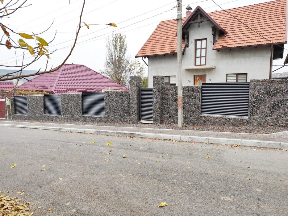 Garduri și porți