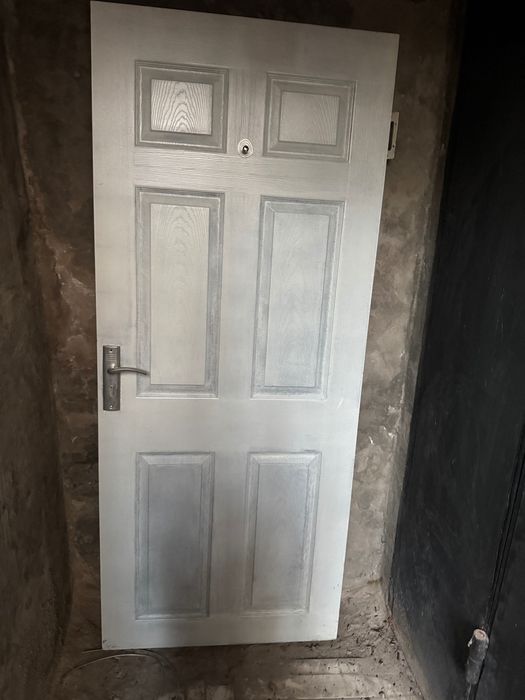 Дверь межкомнатная продается