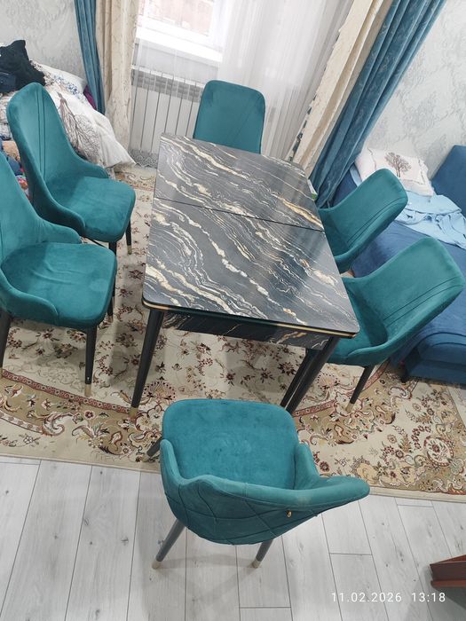 Стол 6 орындығымен сатамын